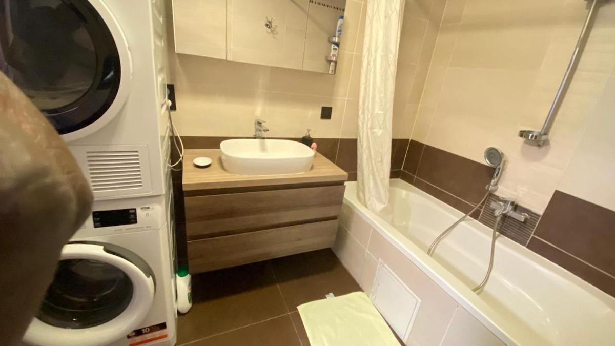 Appartement Strelitzyahouse